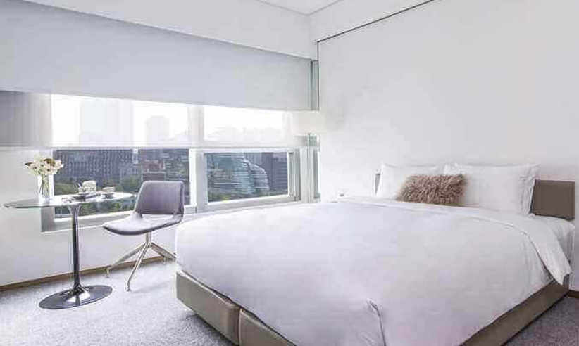 Hotel Stage Hong Kong (1).jpg