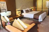 Crowne Plaza Huangshan Yucheng (1).jpg