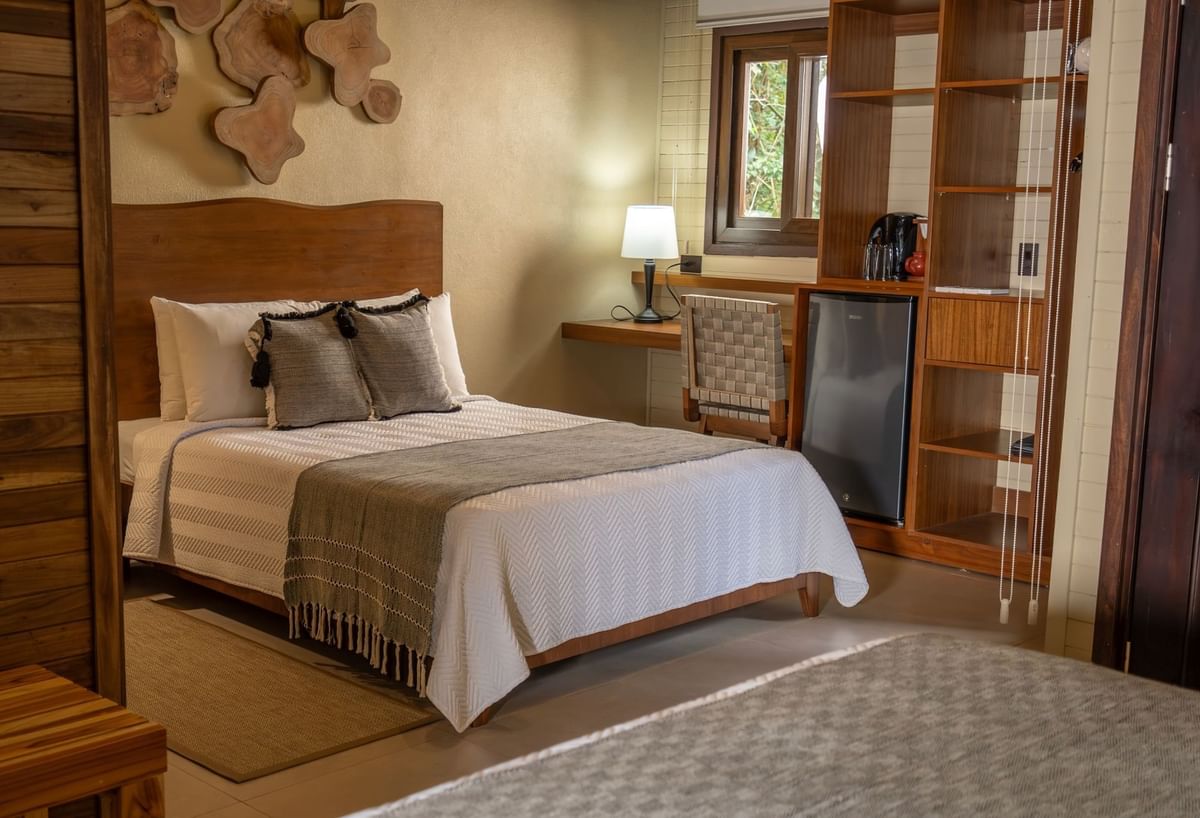 Montani A Room02