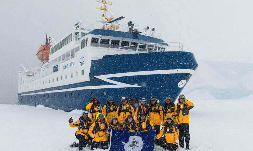 Antarctica Air Cruises (1).jpg