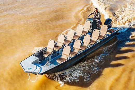 Aria Amazon excursion boat