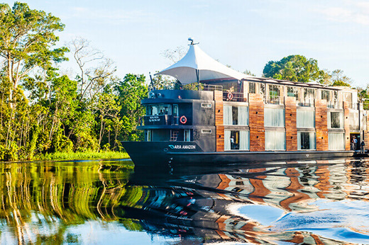 Aria Amazon cruise in Peru 