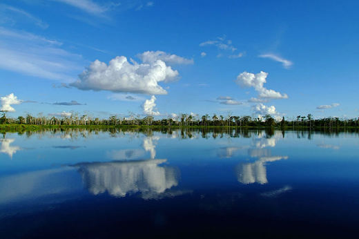 Landscape reflection - High Resolution.jpg