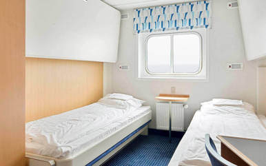Twin Cabin
