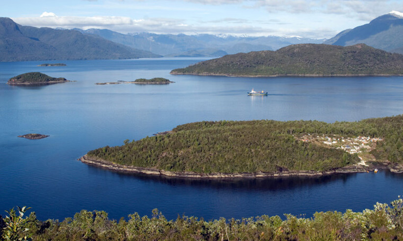 Skorpios II Patagonia Cruise (2).jpg