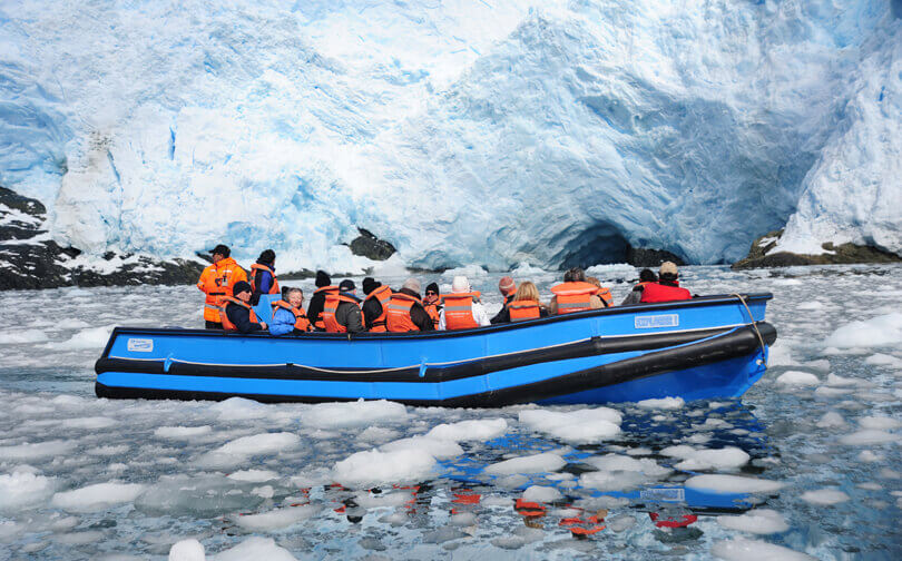 Getting up close to the glacier 
