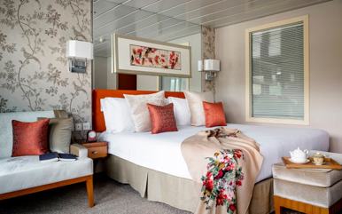 Deluxe Cabin