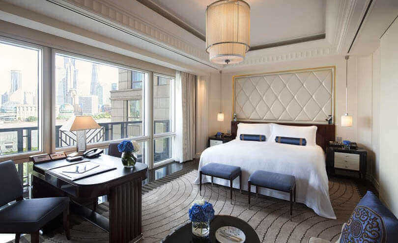 Peninsula Hotel Shanghai (2).jpg