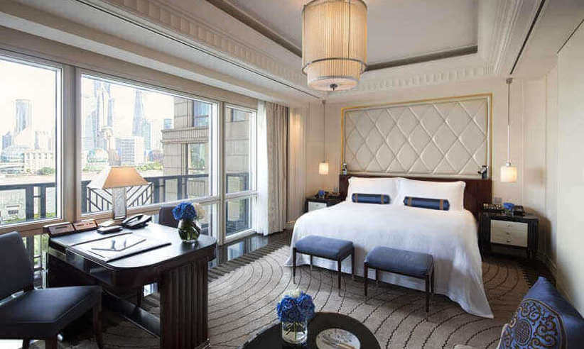 Peninsula Hotel Shanghai (2).jpg