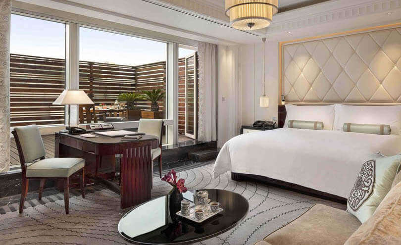 Peninsula Hotel Shanghai (3).jpg
