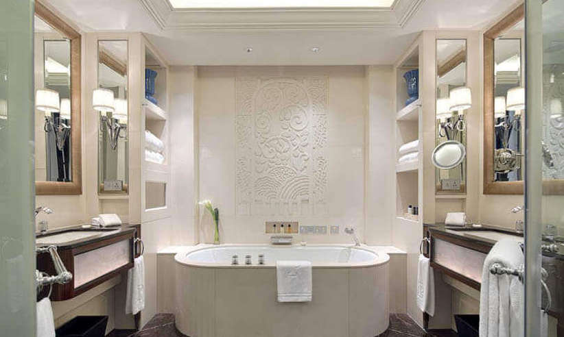 Peninsula Hotel Shanghai (5).jpg