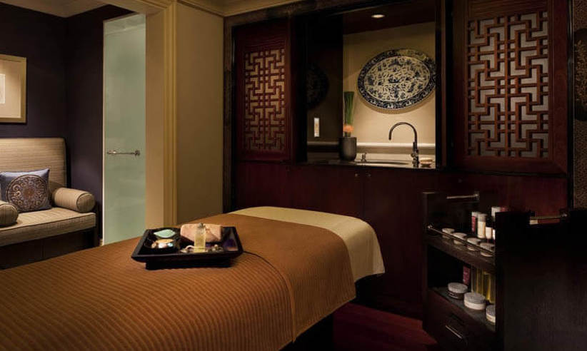 Peninsula Hotel Shanghai (19).jpg
