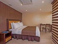 Deluxe Double Suite 2