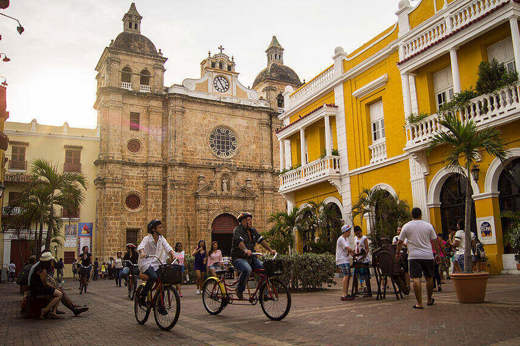 Plaza en la Ciudad Amurallada de Cartagena