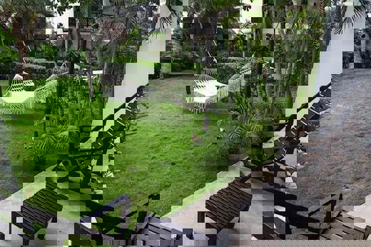 queengardenviewroomprivategarden-standard.jpg