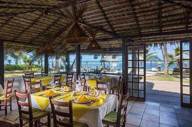Restaurante com vista e brisa do mar.jpg