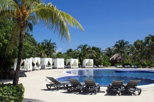 hotel-catalonia-playa-maroma-piscina_0 (1).jpg