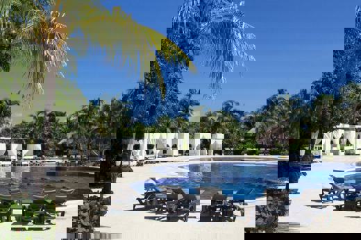 hotel-catalonia-playa-maroma-piscina_0 (1).jpg