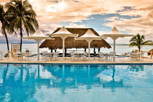 pueave-omni-puerto-aventuras-beach-resort-jacuzzi.jpg