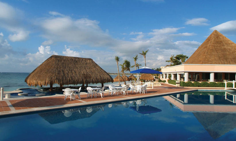 pueave-omni-puerto-aventuras-beach-resort-pool-2.jpg