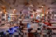 Restaurant.jpg
