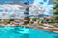 Pool 4.jpg