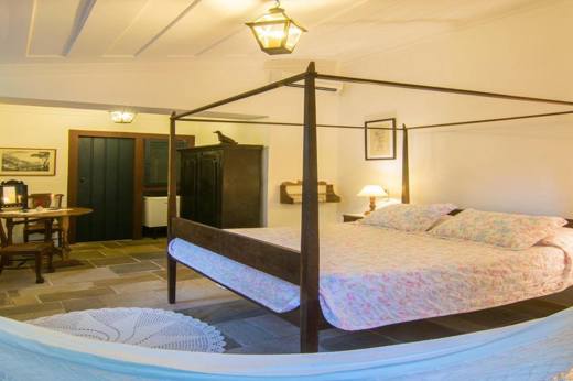Room 2.jpg