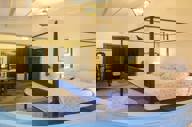 Room 2.jpg