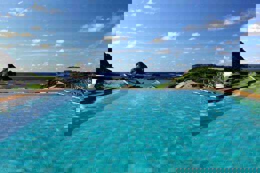 Pool.jpg