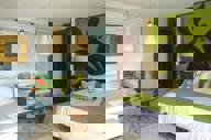 Room 2.jpg