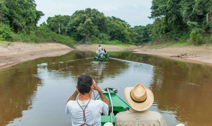 Explore in the company of expert naturalist guides