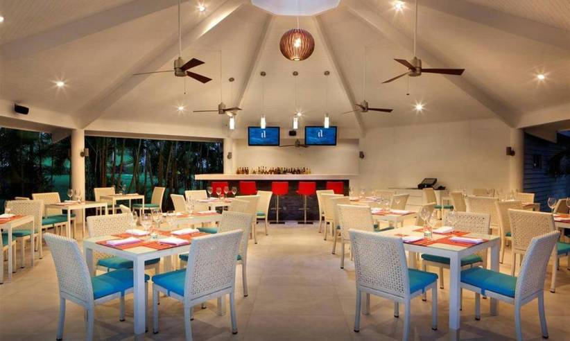 Restaurant2.jpg