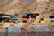 Restaurant2.jpg