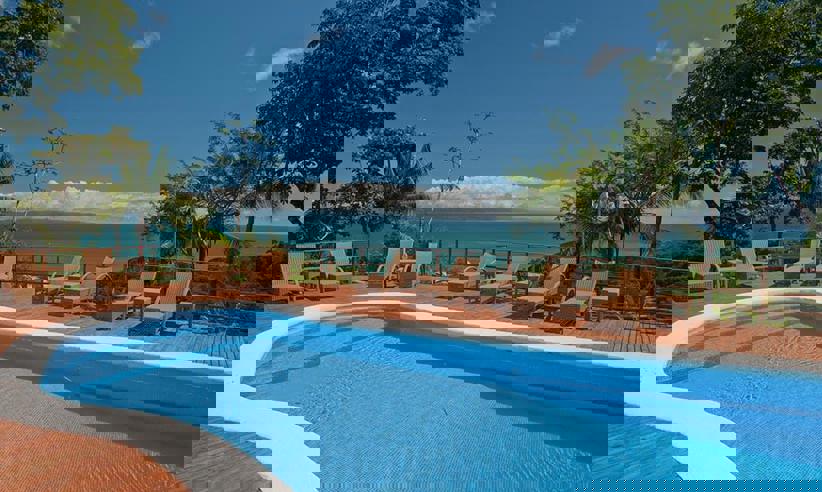 Pool.jpg