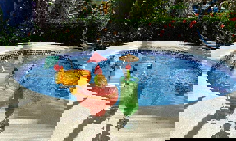 Pool.jpg