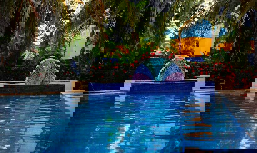Pool 2.jpg
