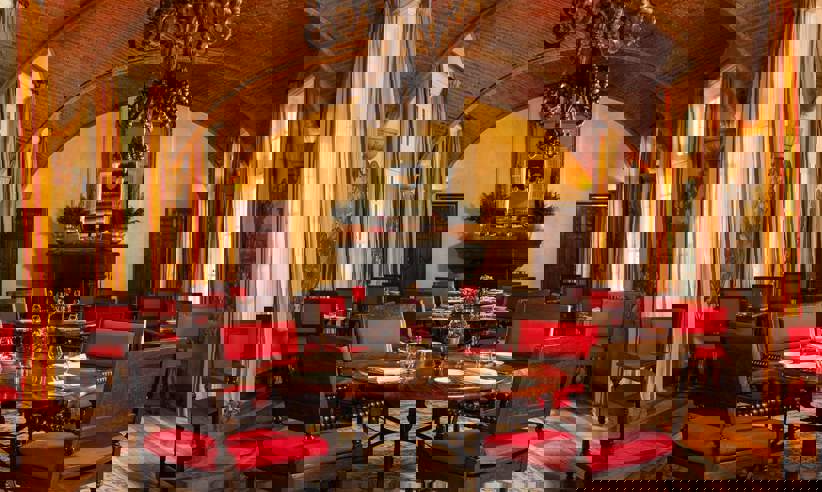 Dining 01 1 2408X1254
