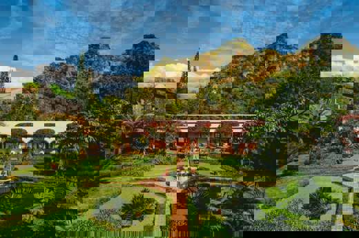 Luxury Lodge with Beautiful Gardens