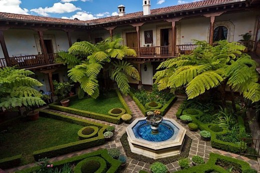 Palacio De Dona Leonor