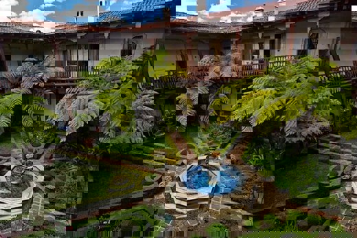Palacio De Dona Leonor
