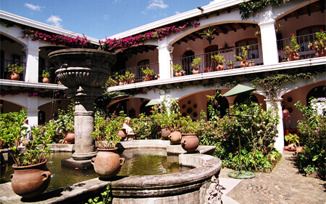 Santo Tomas Hotel