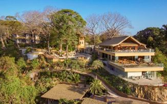 8676 Lagarta Lodge
