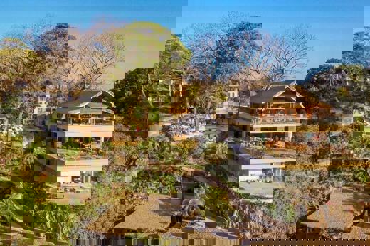 8676 Lagarta Lodge