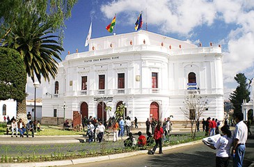 9365 History And Traditions In Sucre
