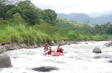 9274 River Rafting In Costa Rica