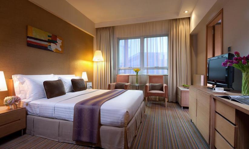 12072 Park Hotel