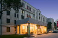 5895 Mercure On Renmin Square