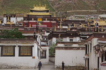 9296 Tashilhunpo Monastery