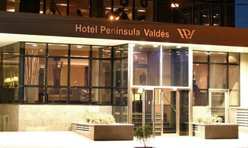 1998 Peninsula Valdes Hotel
