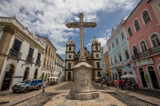 8436 Special Tour Of Salvador
